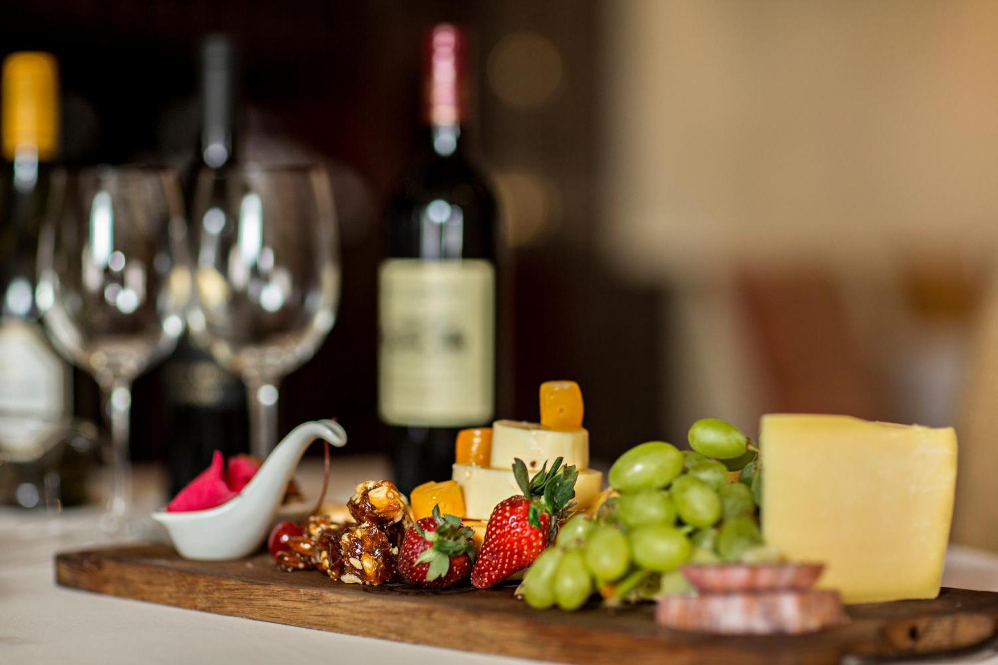 Kievits Kroon Gauteng Wine Estate Pretoria-Noord Eksteriør bilde
